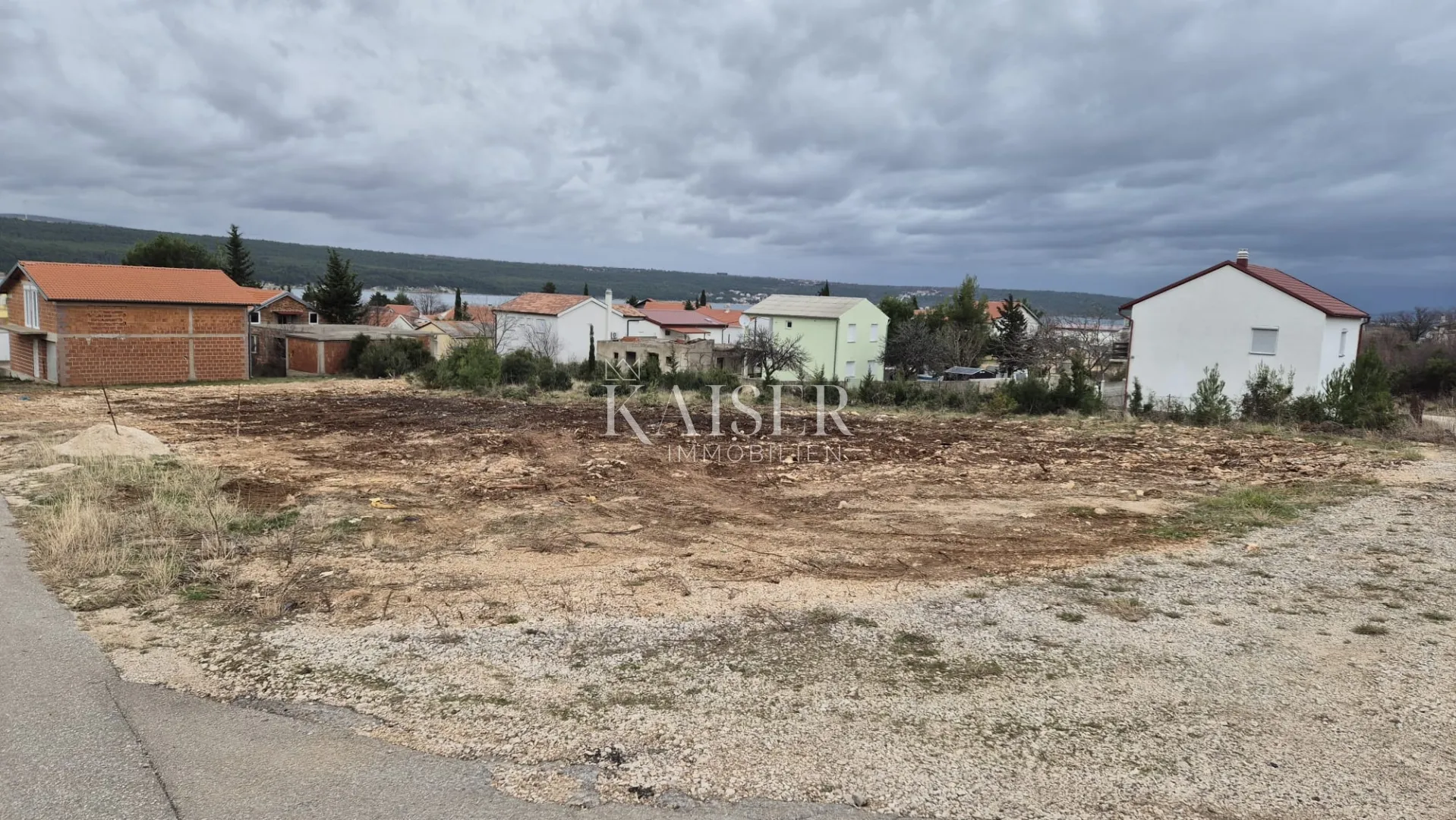 Grad Obrovac, Gornji Karin - građevinsko zemljište 400m od mora - Gornji Karin, Obrovac