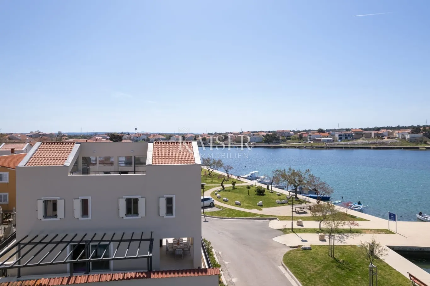 zadar, nin: luksuzna vila 1. red do mora s grijanim bazenom - slika 4