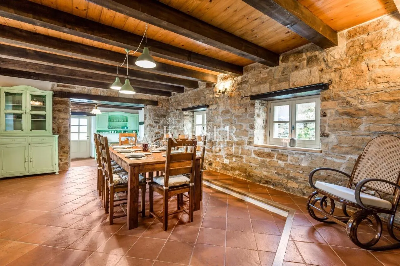 istra - villa s bazenom i okućnicom 1000 m2 - slika 20