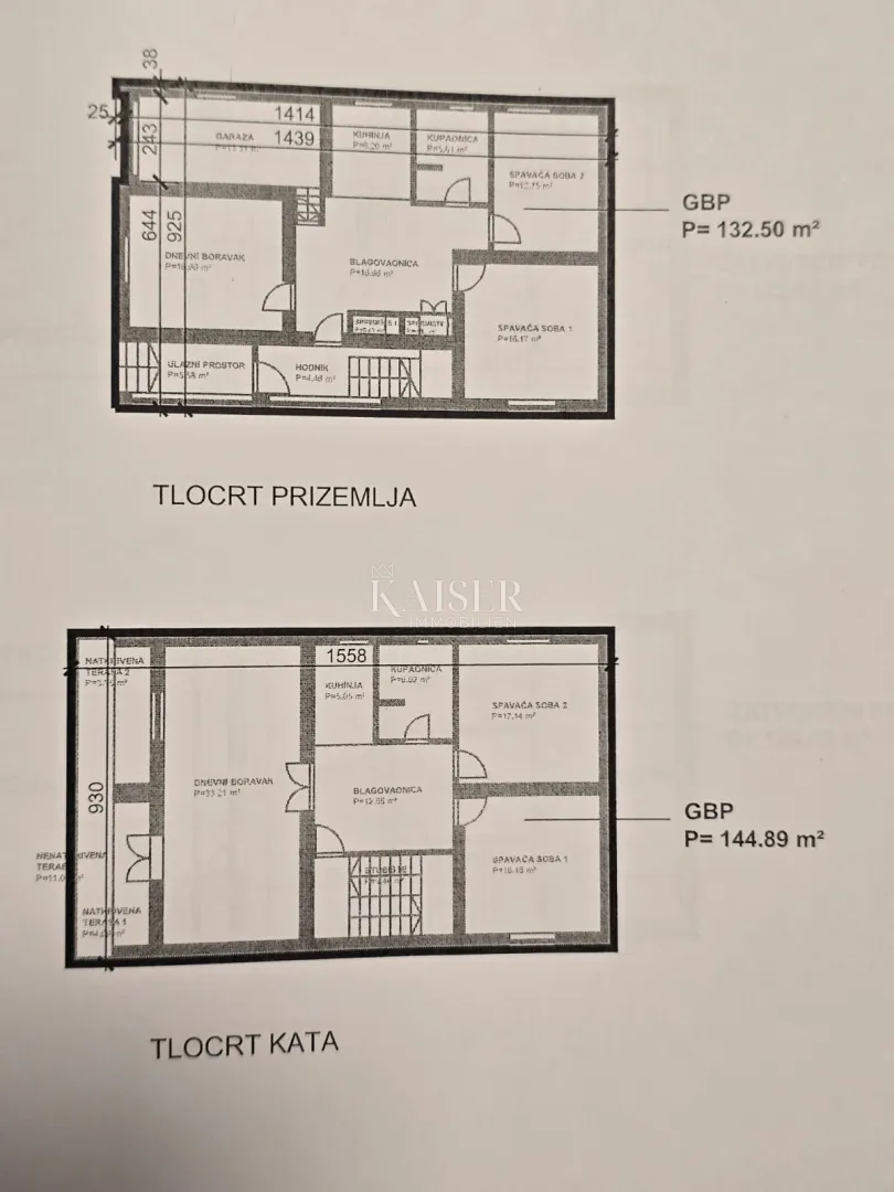 kuća sa dva stana 264m2 prvi red do mora - slika 64