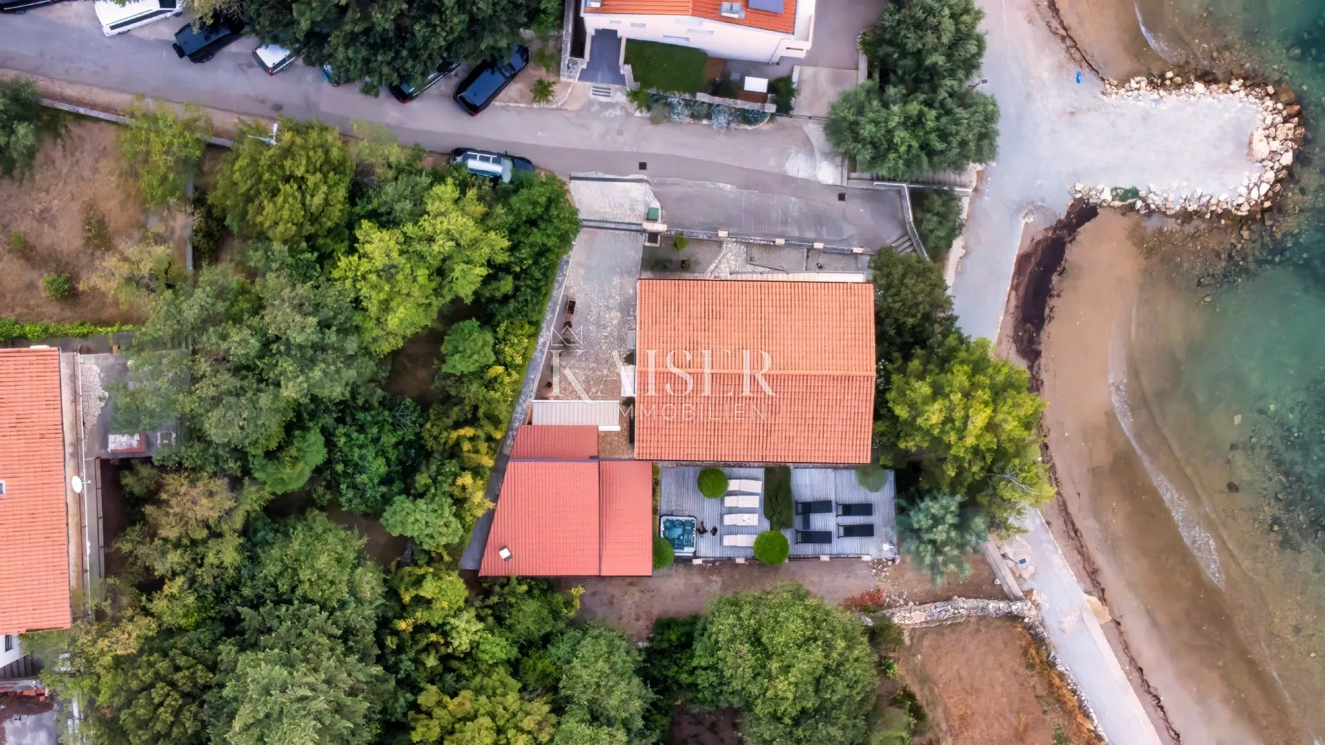 maslenica - kuća prvi red do mora - slika 18