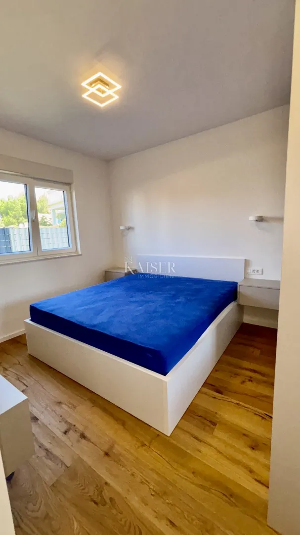 zadar – sukošan: luksuzan prizemni stan s bazenom, vrtom i garažom, 50 m od mora - slika 36