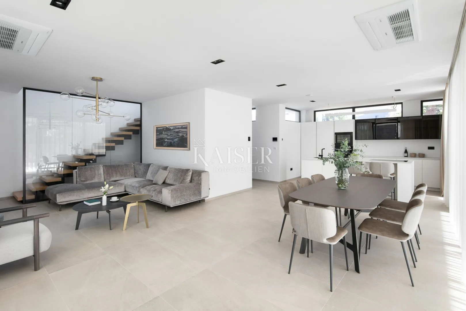zadar, sukošan- luksuzna vila 495 m2 prvi red do mora - slika 16