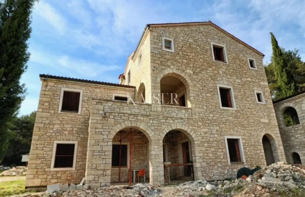 rovinj, sošići - jedinstvena kamena vila s pogledom na more - slika 6