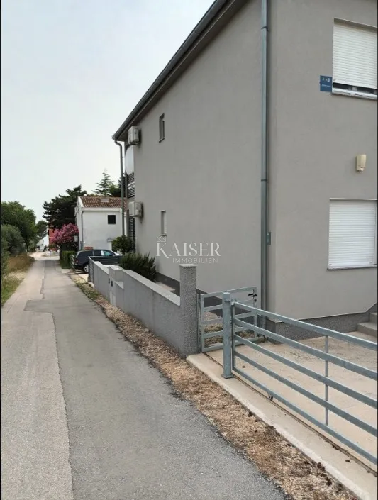 zadar, pakoštane- 2 atraktivna apartmana u blizini mora - slika 4