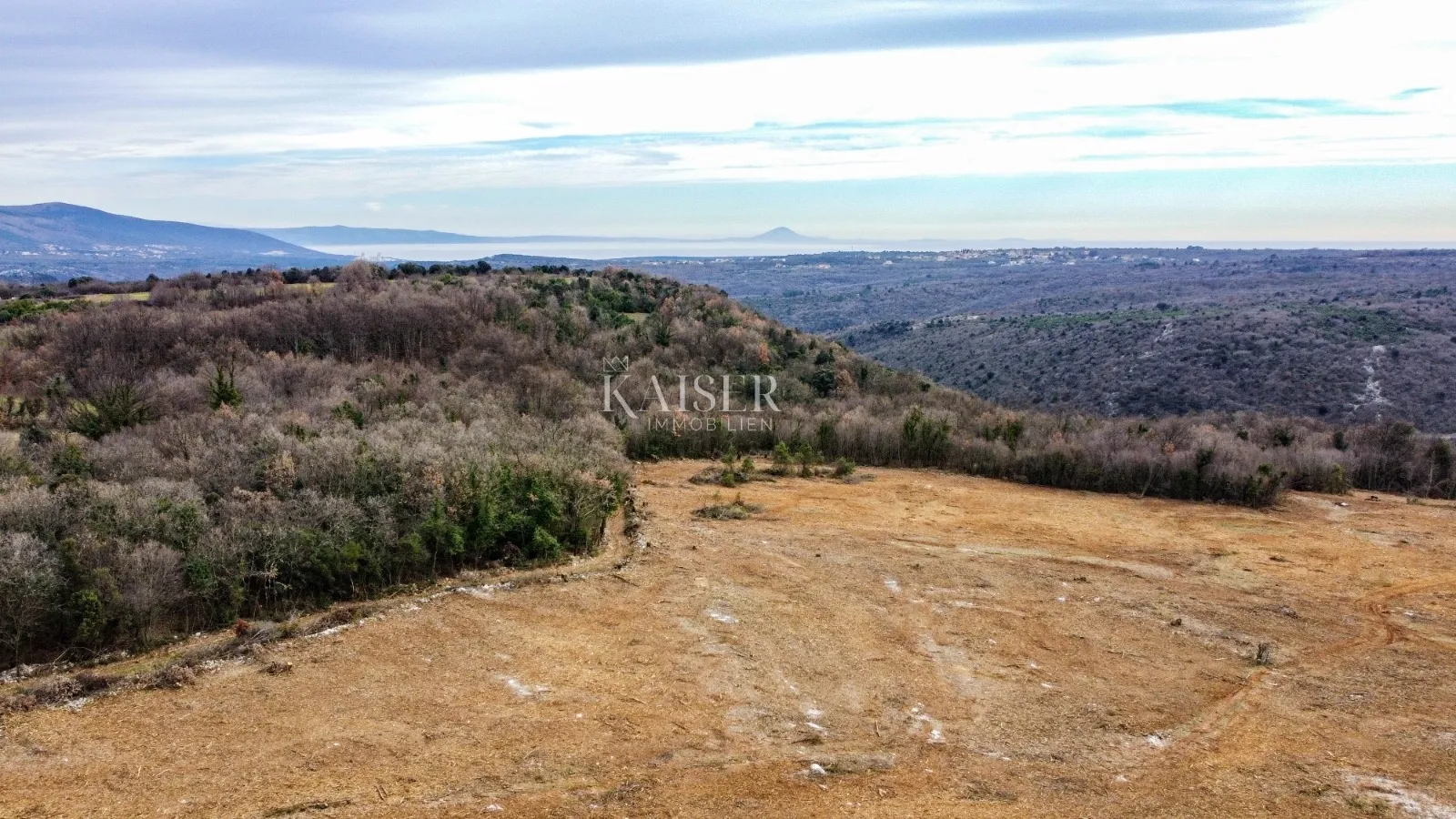rakalj - zemljište za izgradnju 50 vila, 45 000 m2 - slika 2