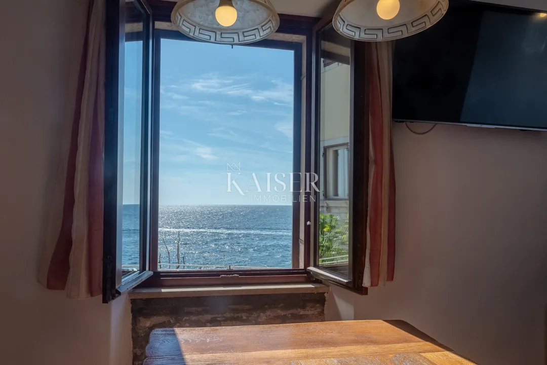 istra, rovinj- ekskluzivan stan 40m2 uz more - slika 6