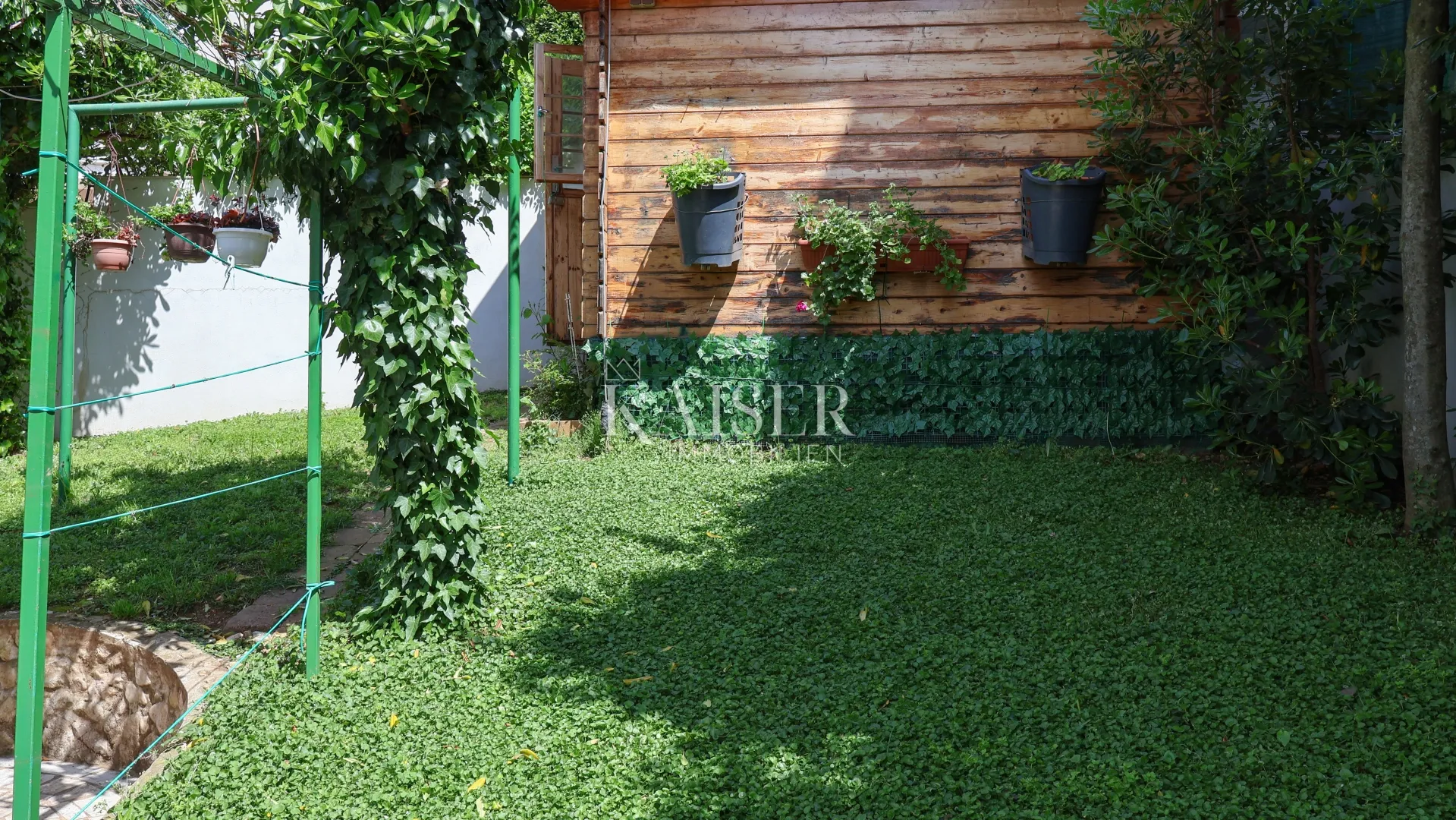 crikvenica, selce - predivna kuća sa okućnicom - slika 21