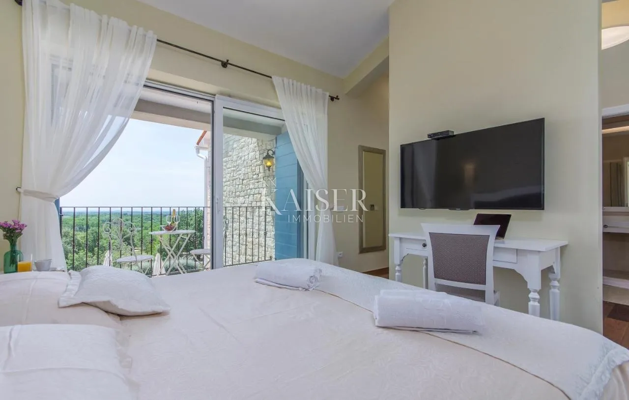istra - poreč, kamena vila pogled more sa saunom - slika 25