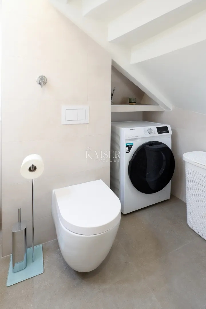 mošćenička draga, centar, stan i red do mora, dvije etaže, balkon - slika 7