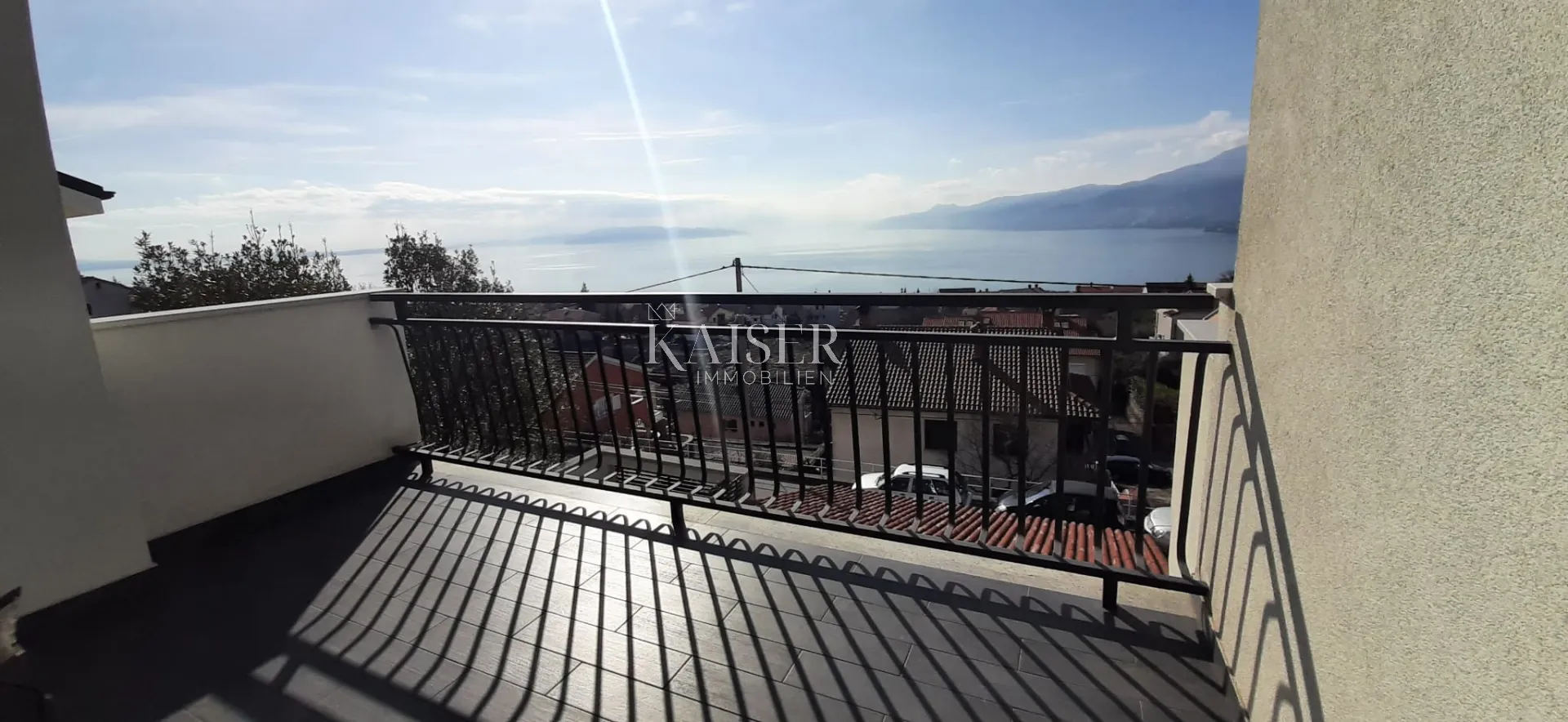 rijeka - moderna kuća sa etažiranim stanovima i pogledom na more - slika 20