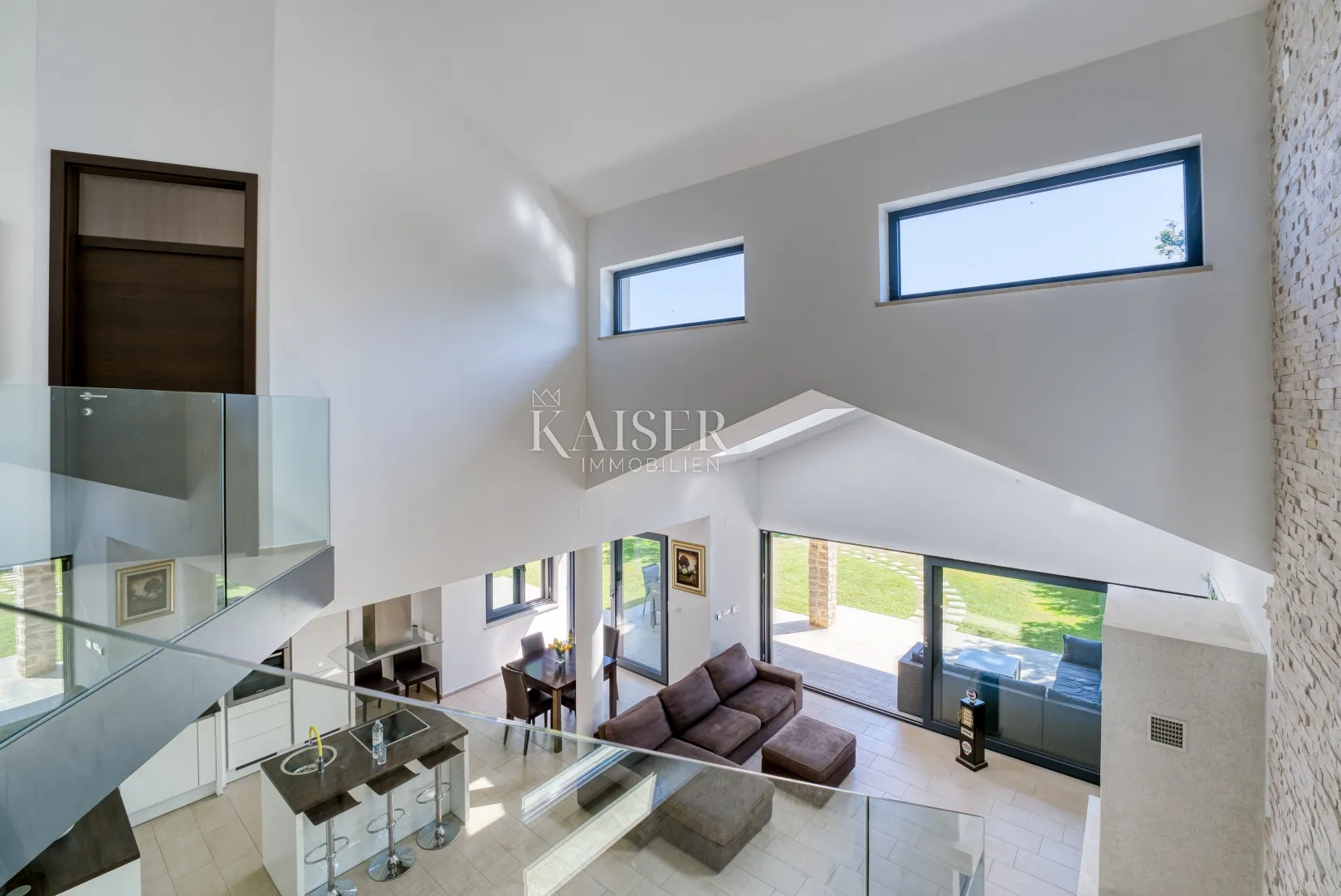 otok krk, kras - impresivna villa u oazi mira - slika 33
