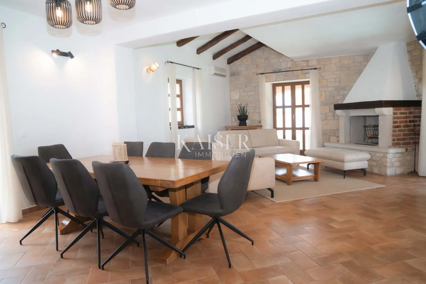 poreč,istra, okolica, prekrasna kamena vila sa bazenom - slika 7