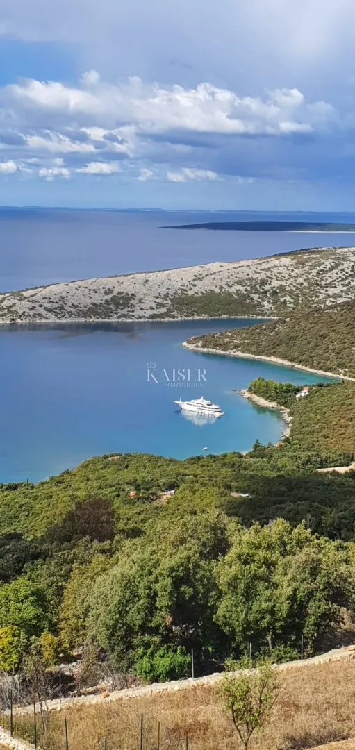 otok cres, ustrine, građevinsko zemljište sa idejnim projektom - slika 2
