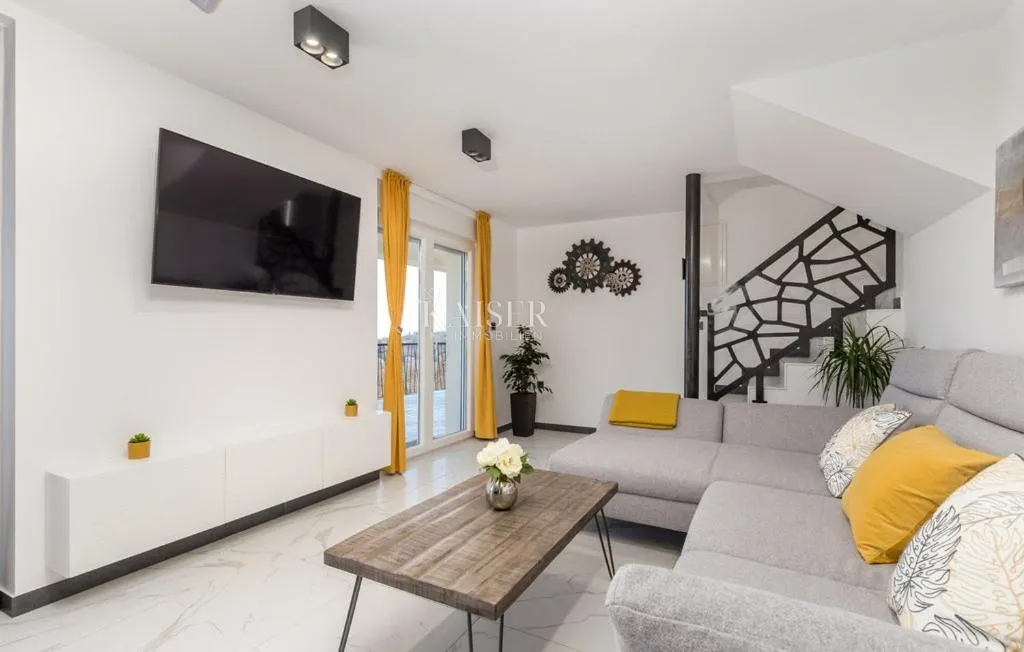 opatija, poljane- vila sa otvorenim pogledom na more - slika 9