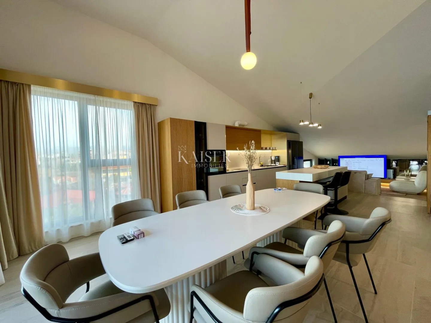 otok pag - ekskluzivni penthouse 118m2 , prvi red do mora - slika 3