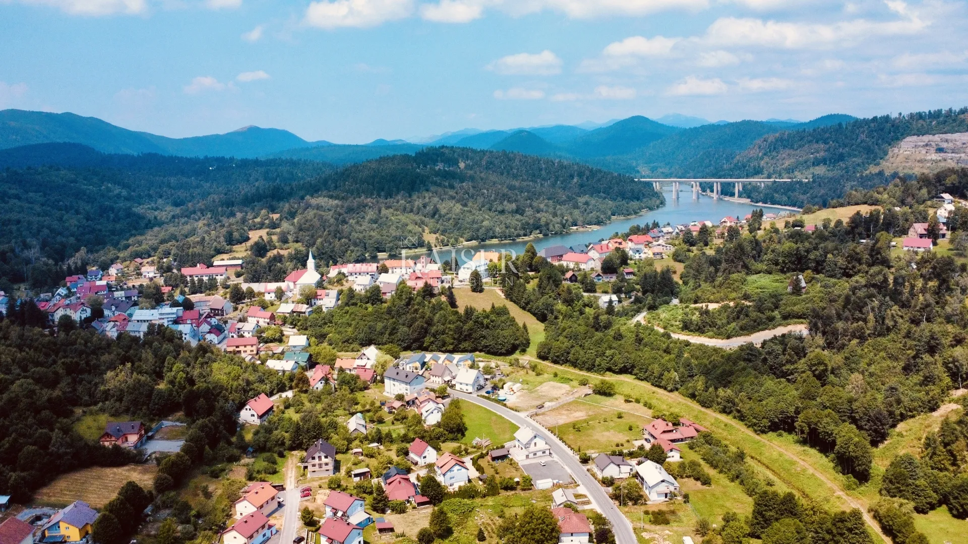 fužine – jedinstveno građevinsko zemljište s pogledom na jezero - slika 11