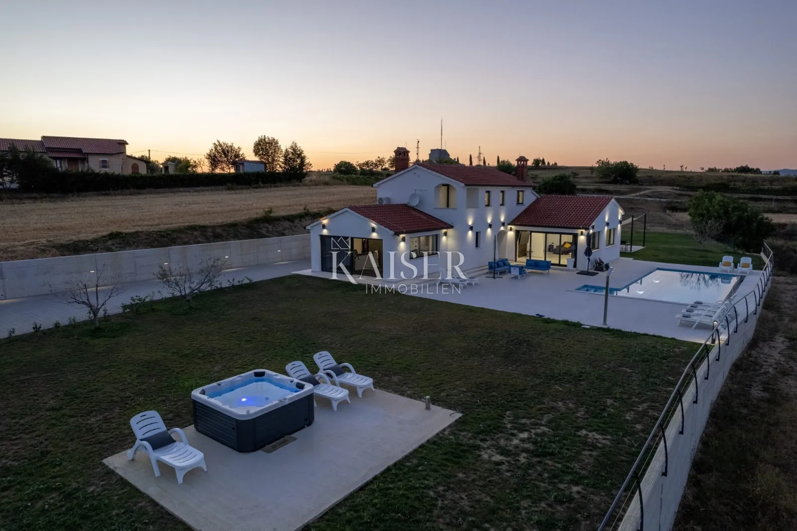 istra, buzet - luksuzna vila, 210m2, sa jedinstvenim pogledom - slika 4