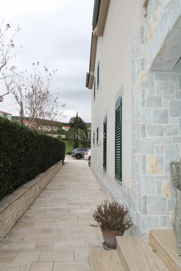 zadar,sv.petar- mediterasnka raskošna vila prvi red do mora - slika 38