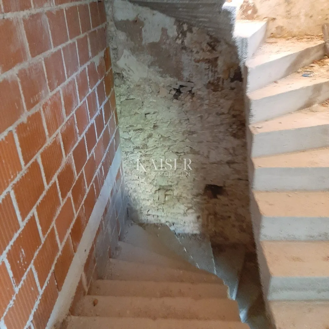 istra, barban - 5 starinskih kuća na prodaju - slika 16