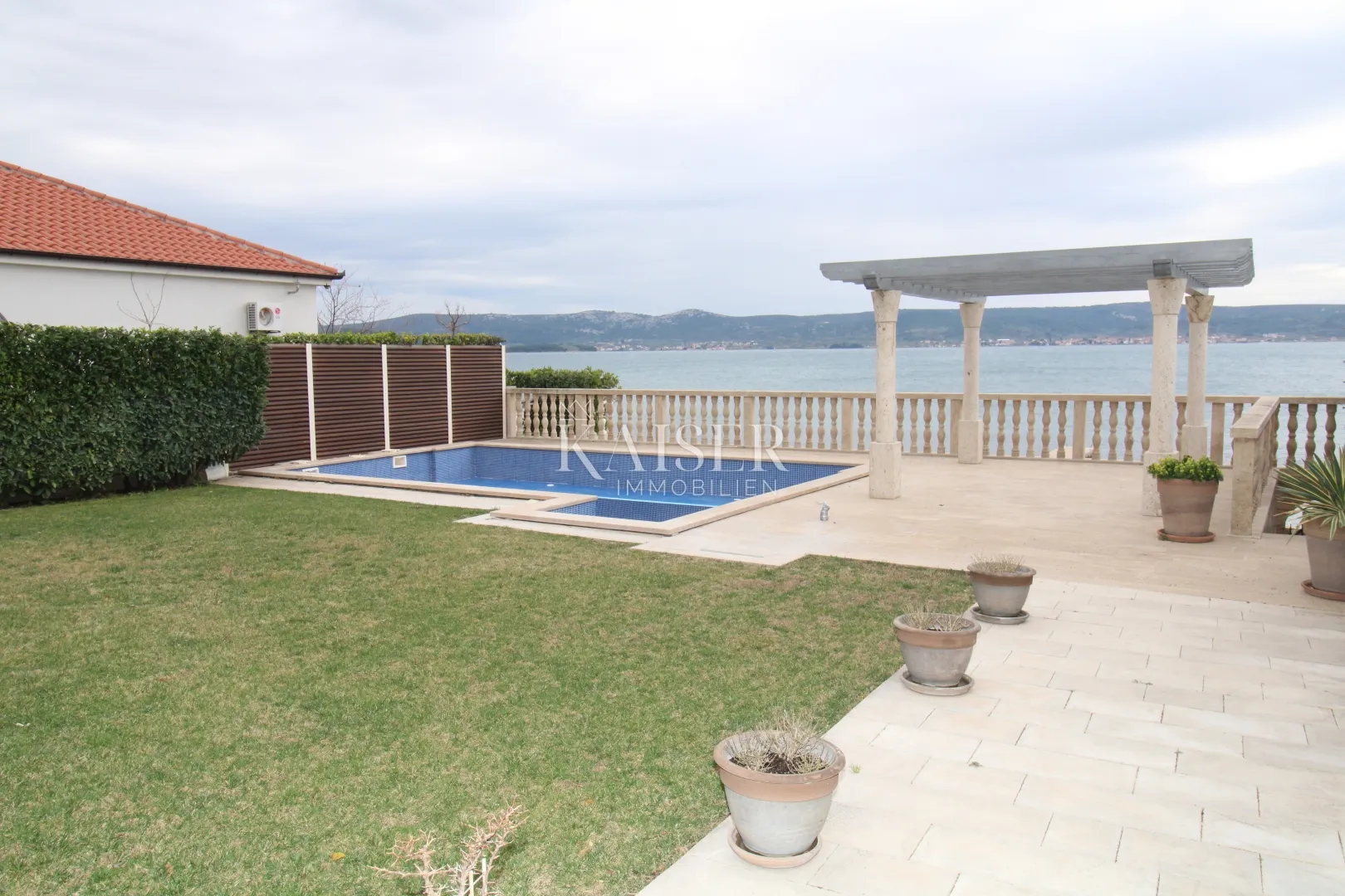 zadar,sv.petar- mediterasnka raskošna vila prvi red do mora - slika 36