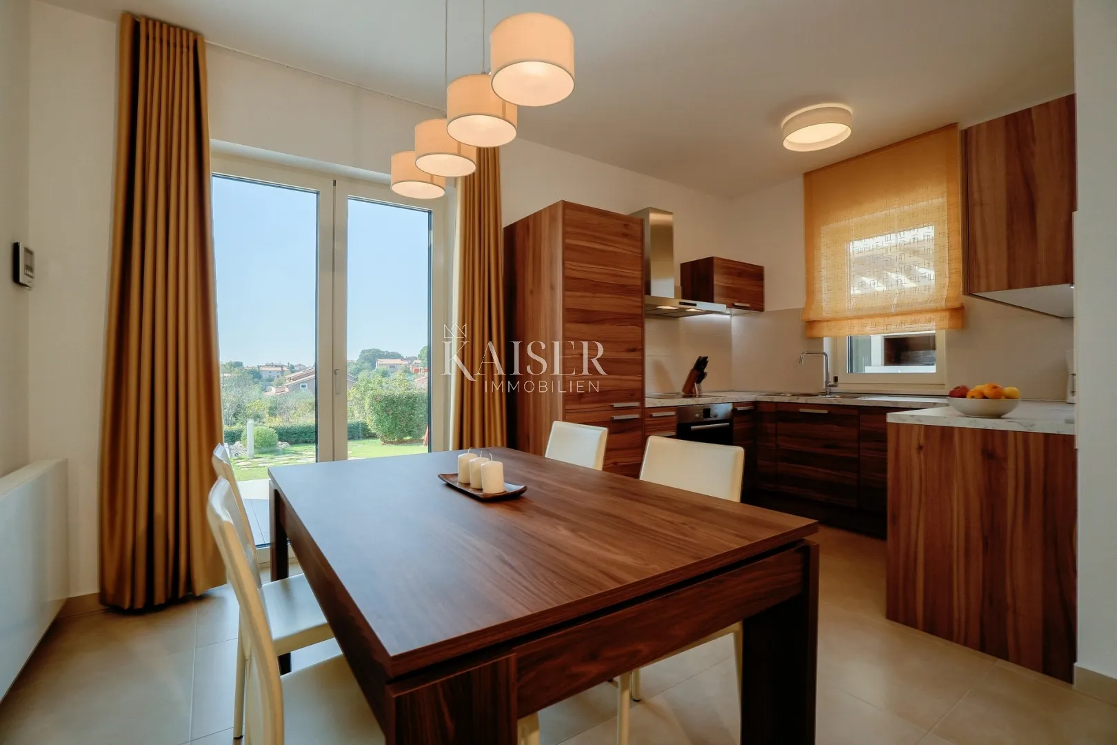 istra - okolica poreča - vila s bazenom, 380 m2 - slika 7