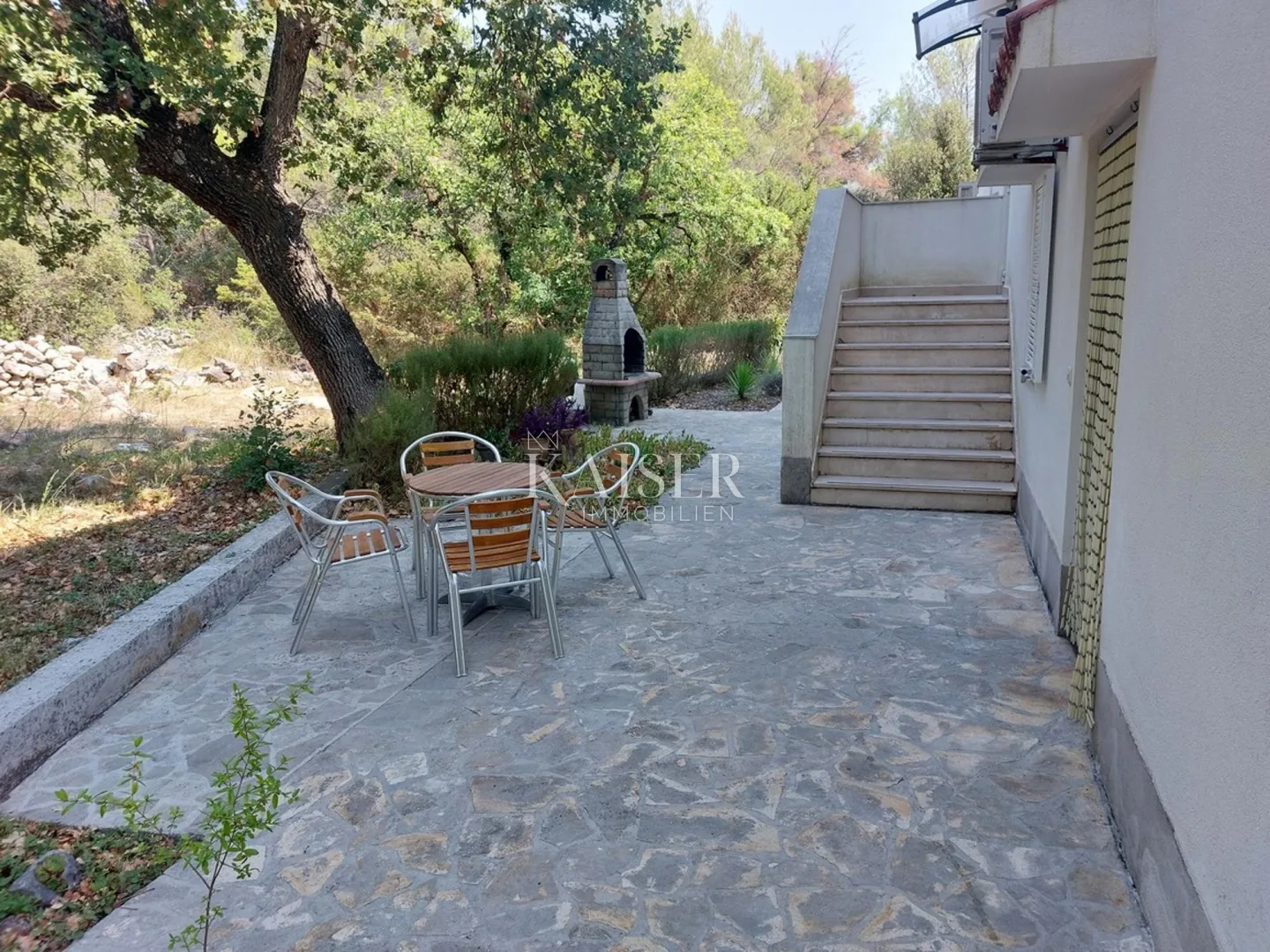 apartman u prizemlju s dvorištem, idealan za obitelji, rogoznica – lozica - slika 23