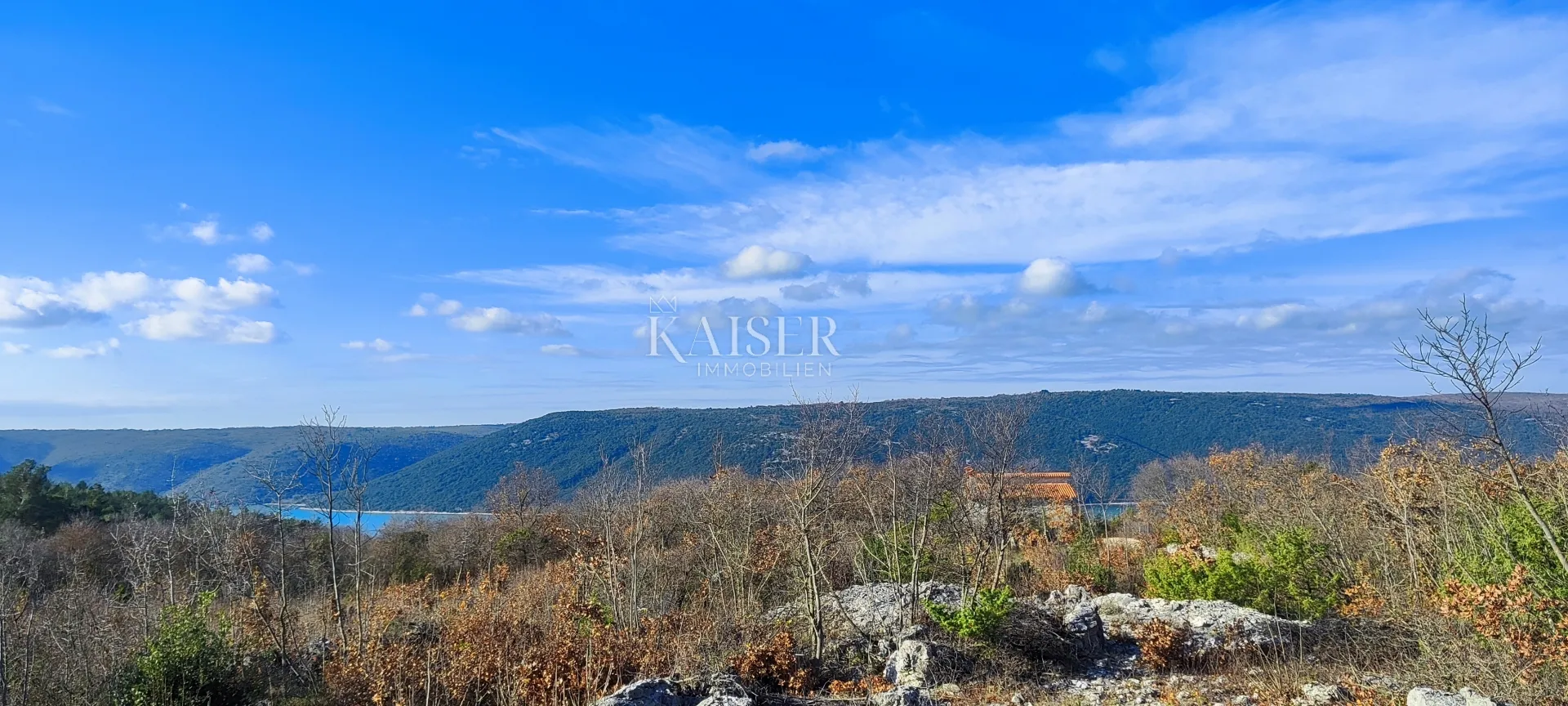 trget - građevinsko zemljište, 820 m2 - slika 3