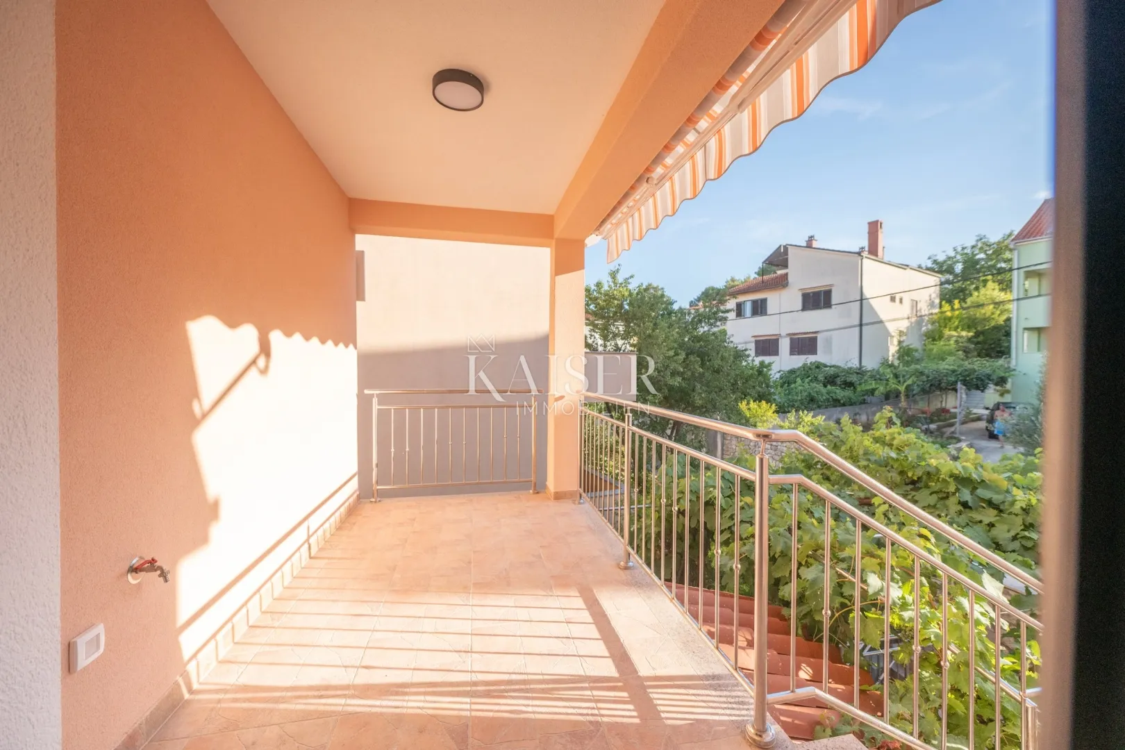 mali lošinj - stan i studio apartman, poseban ulaz - slika 4