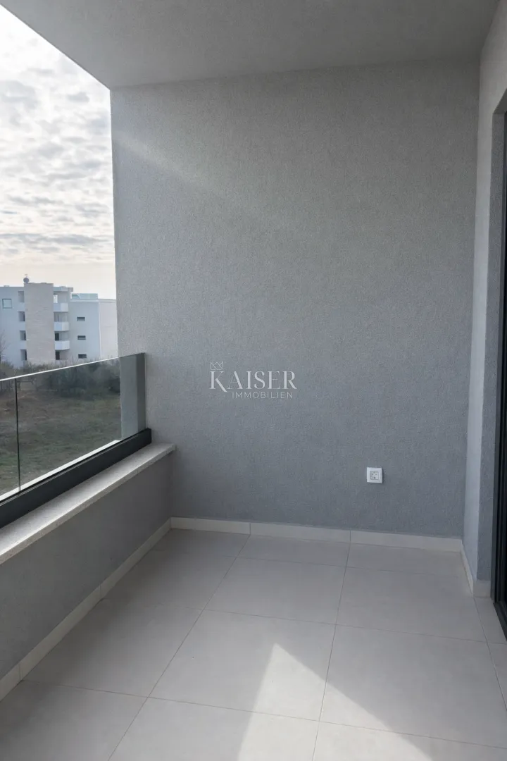 zadar – privlaka | apartman s krovnom terasom i pogledom, 200 m od mora - slika 14