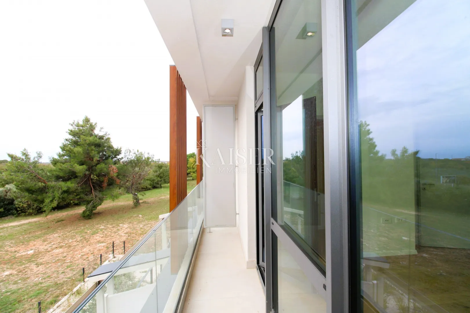 istra, rovinj- dvoetažni moderan stan 118m2 s garažom - slika 8