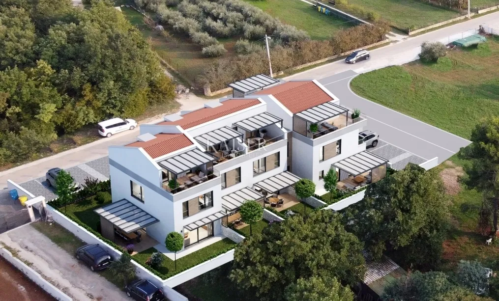 istra - poreč, nova kuća u nizu sa dvorištem - slika 7