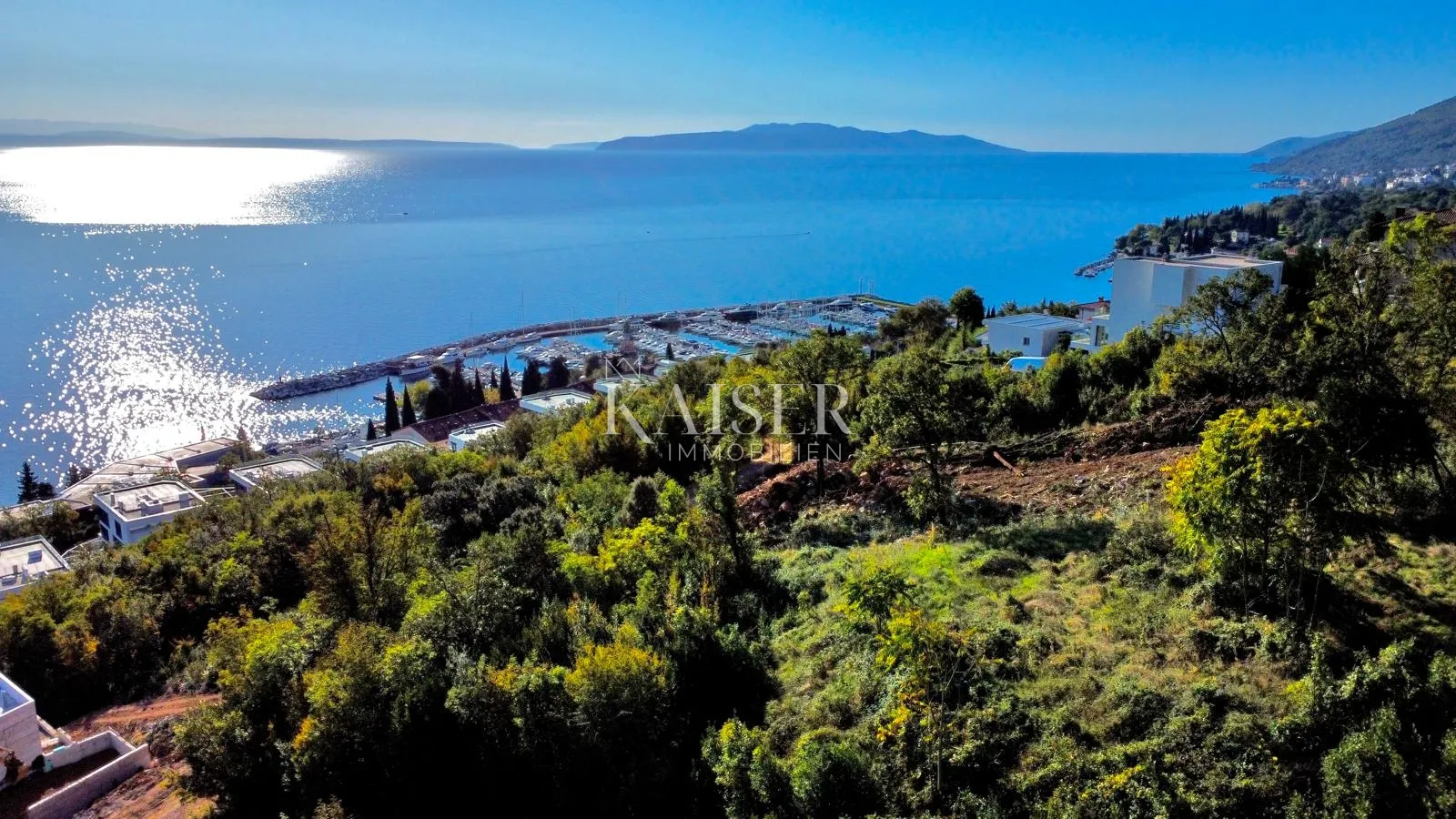 opatija-ičići, ekskluzivni trosoban stan s privatnim vrtom i panoramskim pogledom na more - slika 12