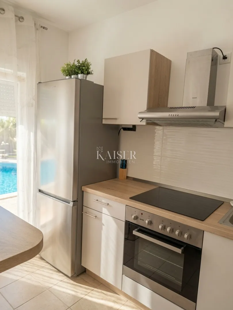 šibenik - kanica, kuća s bazenom, 150 m od mora - slika 12