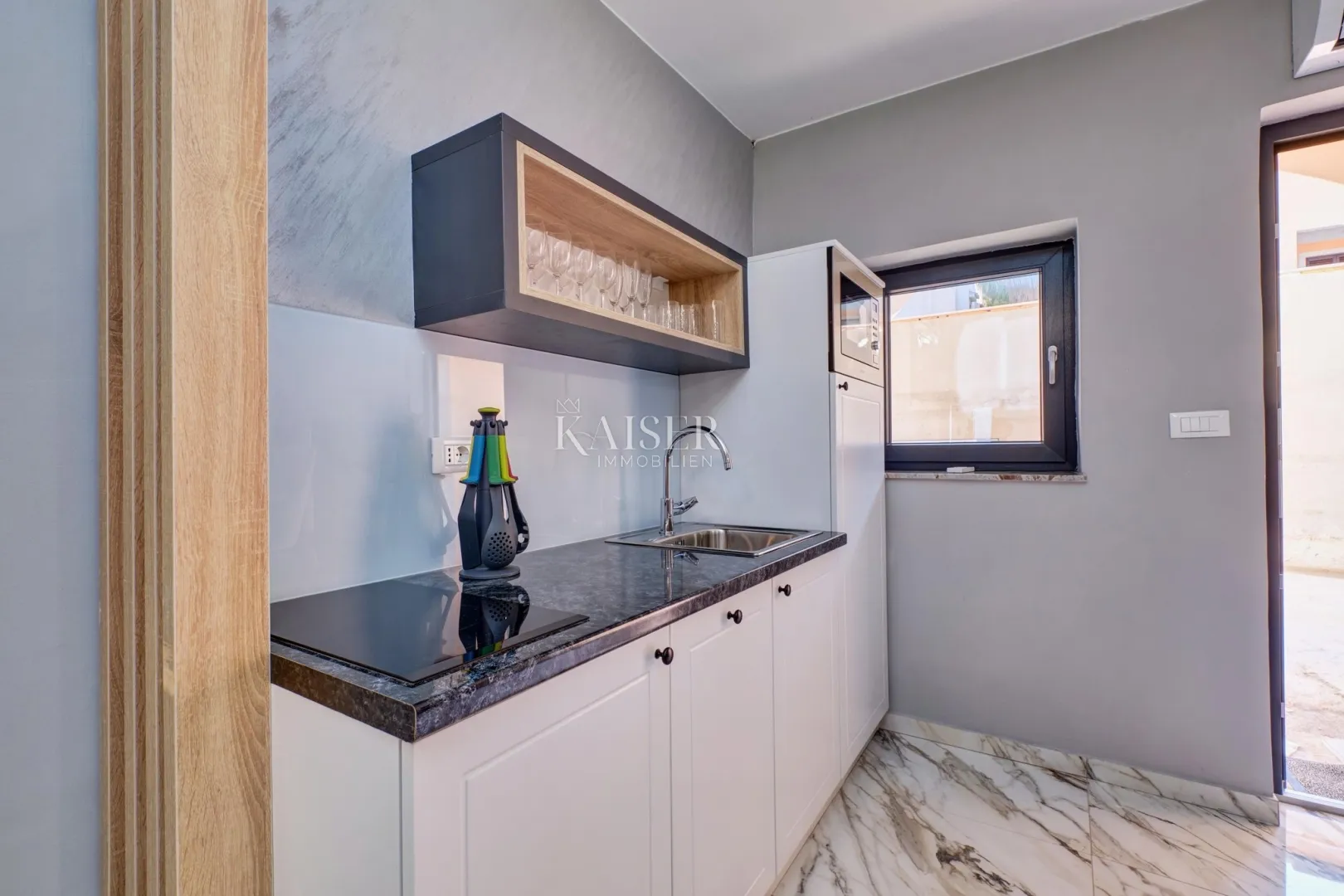 mali lošinj - luksuzna kuća sa 6 apartmana - slika 37
