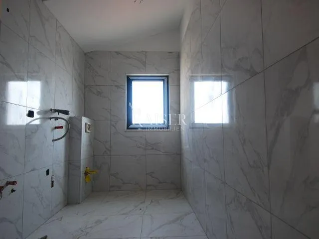 istra, poreč, okolica - stan 128m2, 5 spavaćih soba - slika 20
