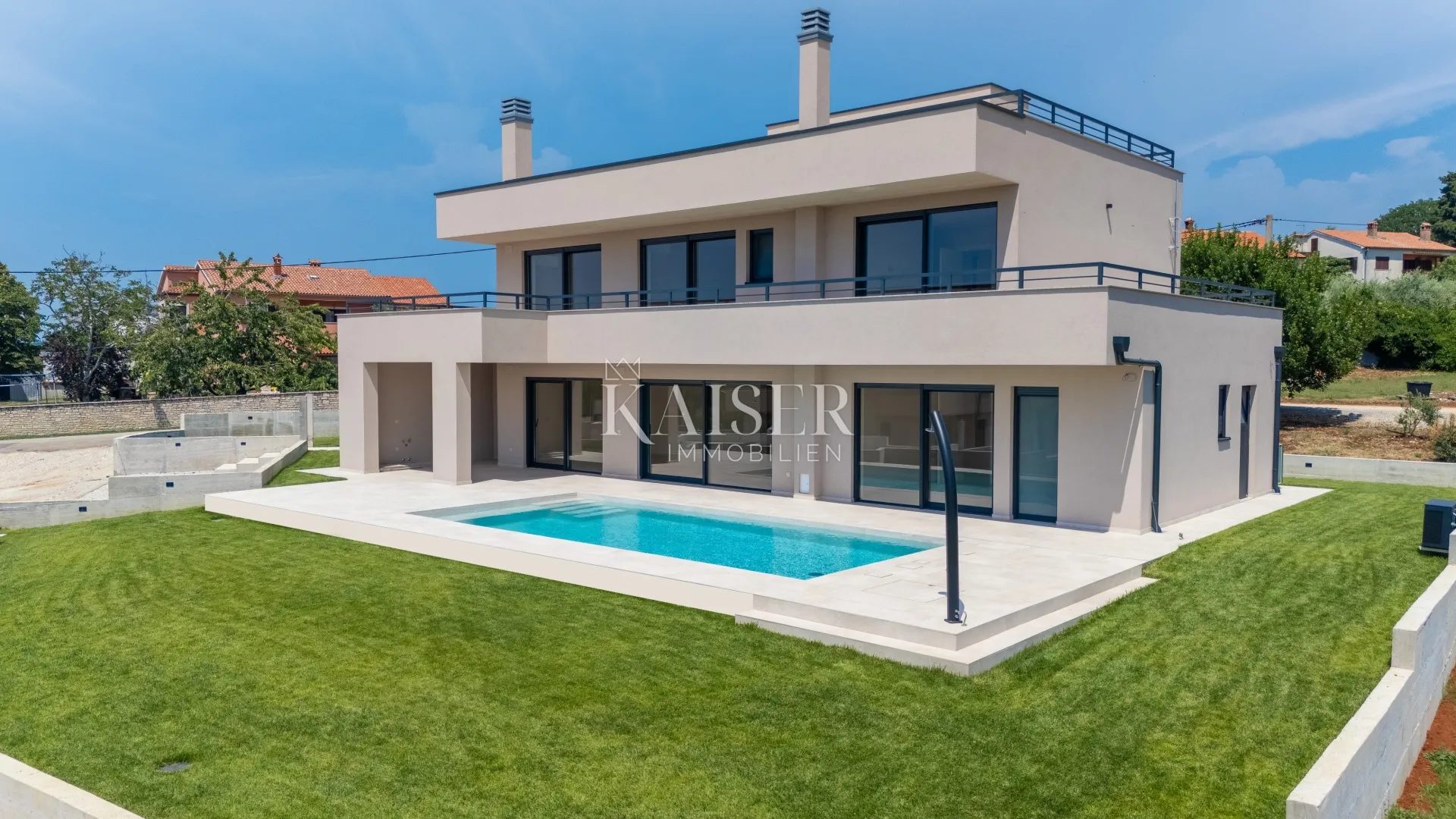 istra - poreč, vrlo luksuzna i moderna vila sa pogledom na more - slika 23