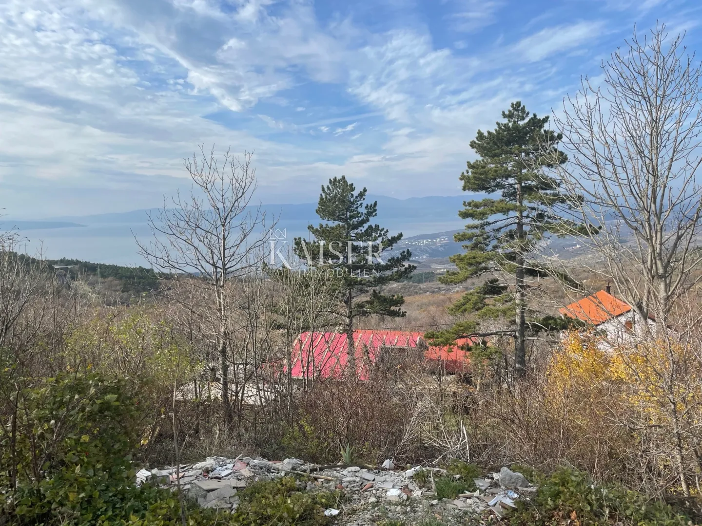 hreljin - kuća sa 4 stana, 900 m2 okućnice - slika 4
