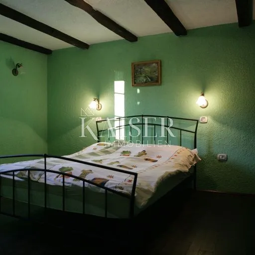istra, motovun- okolica, kamena kuća - slika 12