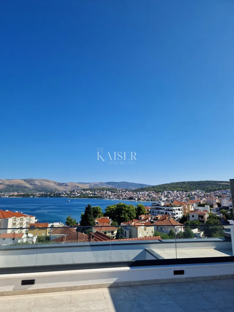okrug gornji, čiovo - luksuzni penthouse s krovnom terasom i panoramskim pogledom na more - slika 10