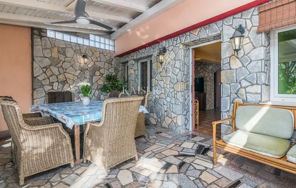 otok krk, šilo, okolica - kuća sa bazenom 145m2 - slika 13