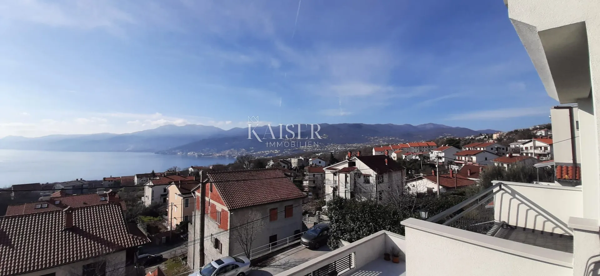 rijeka - moderna kuća sa etažiranim stanovima i pogledom na more - slika 27