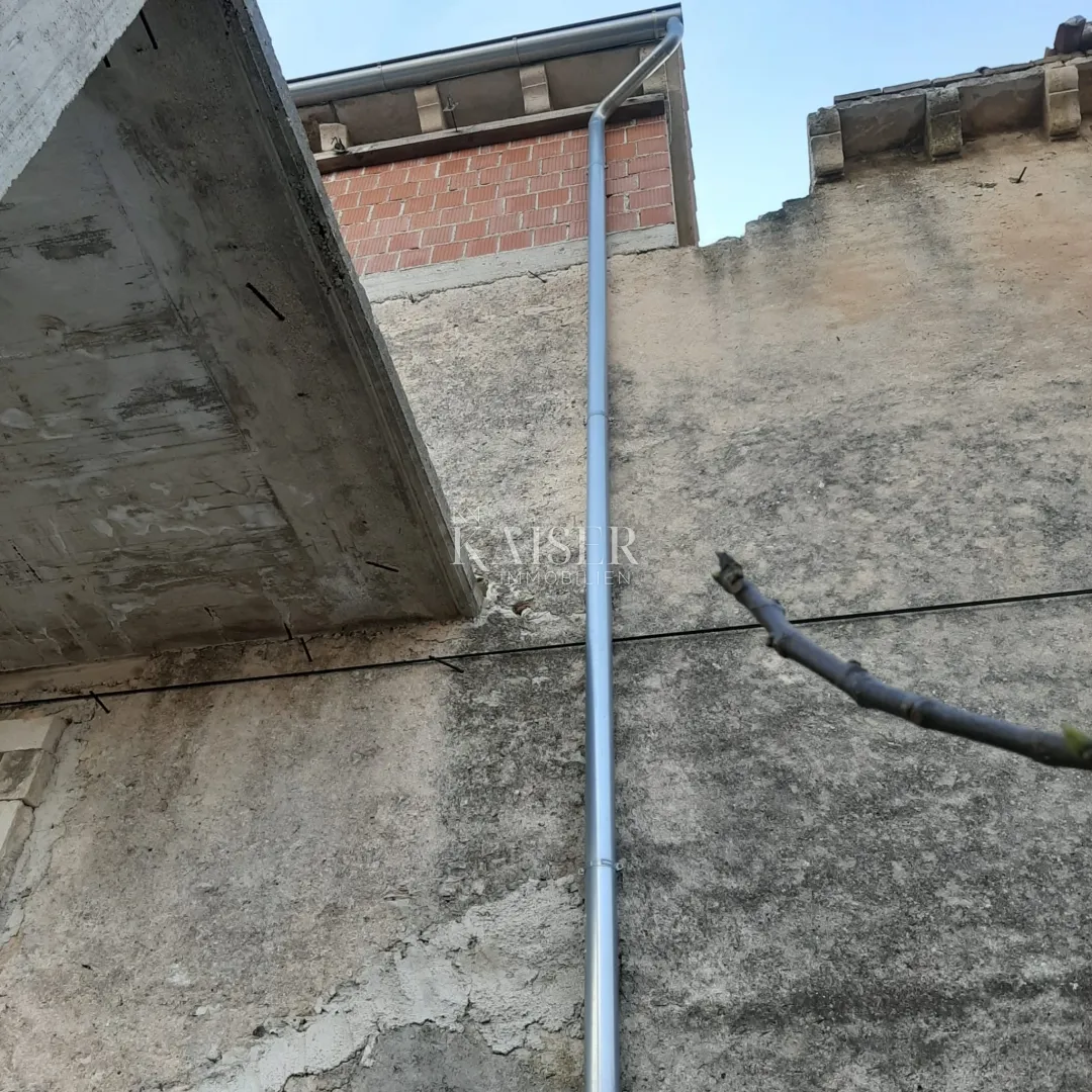 istra, barban - 5 starinskih kuća na prodaju - slika 11