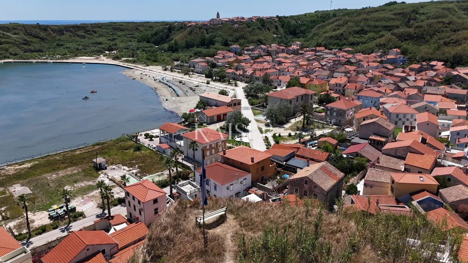 otok susak, kuća s restoranom - slika 10
