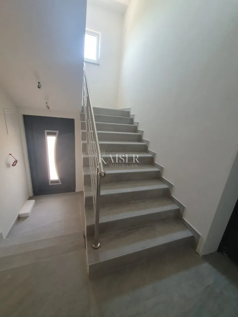 zadar – privlaka, stan s krovnom terasom 150 m od mora - slika 6