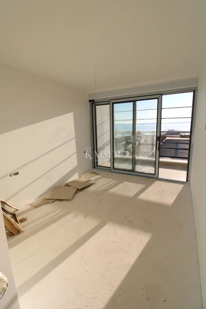 zadar, privlaka: dvoetažni stan sa krovnom terasom,40m od mora - slika 22