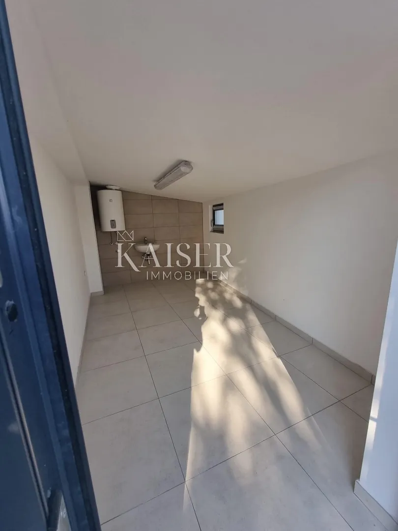 barban - kuća s bazenom 160 m2 i okućnicom 1100 m2 - slika 6