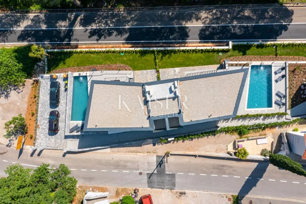 mošćenička draga – dvojna vila s bazenom i wellnessom - slika 22