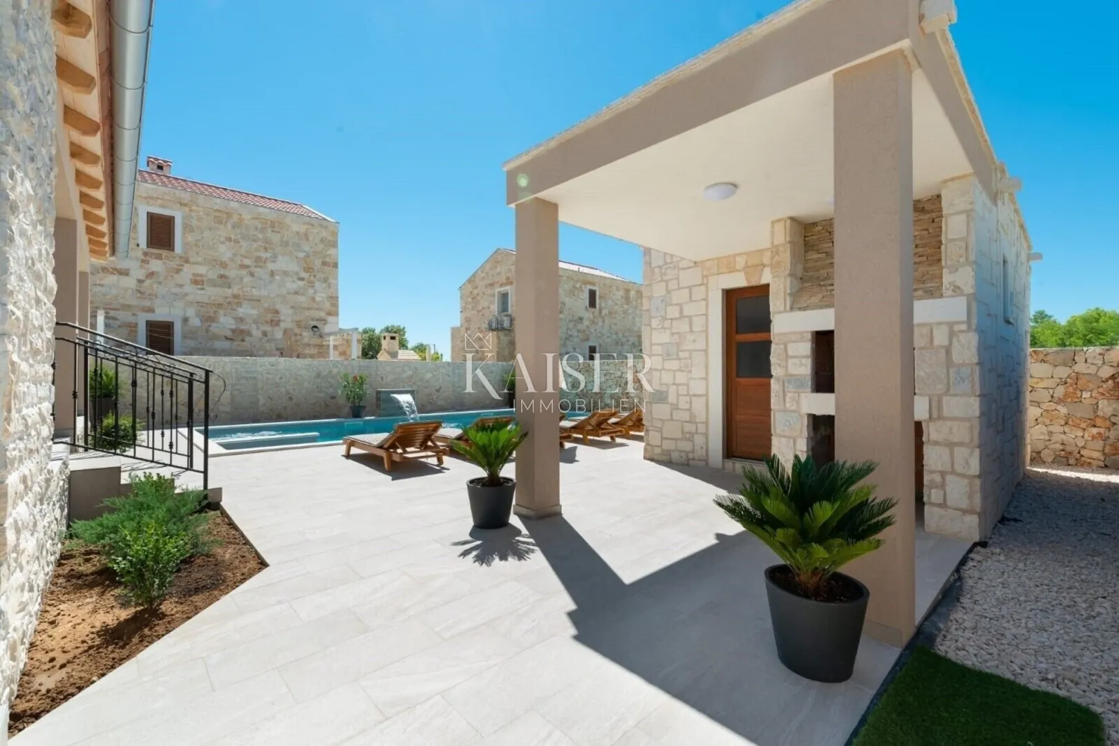 zadar – privlaka, luksuzna kamena vila s bazenom, jacuzzijem i wellness kutkom - slika 40
