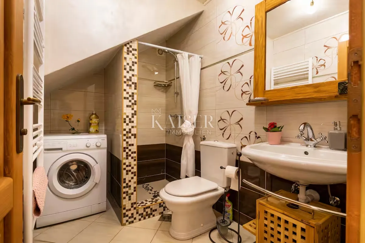 opatija, brseč - šarmantna kuća s predivnim pogledom na more, 120 m2 - slika 15
